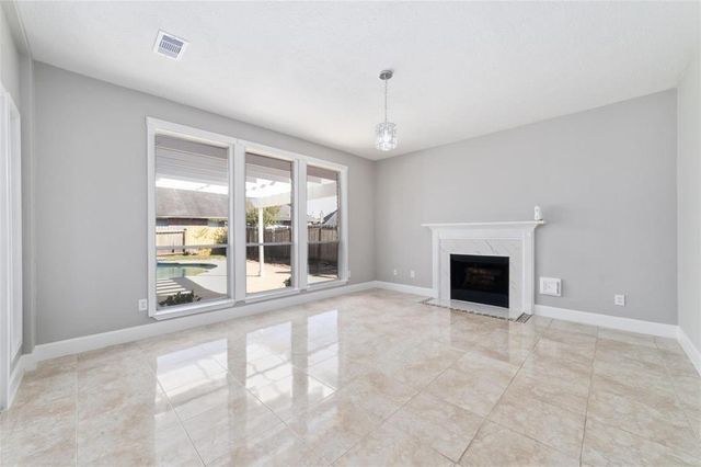 457 Corridor Way, Stafford, TX 77477
