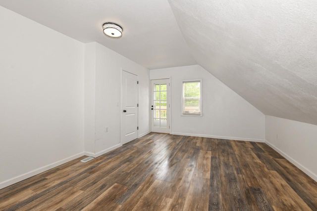 1320 Milwaukee AVENUE, South Milwaukee, WI 53172