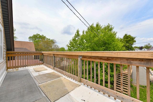 1320 Milwaukee AVENUE, South Milwaukee, WI 53172