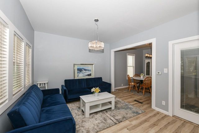 1320 Milwaukee AVENUE, South Milwaukee, WI 53172