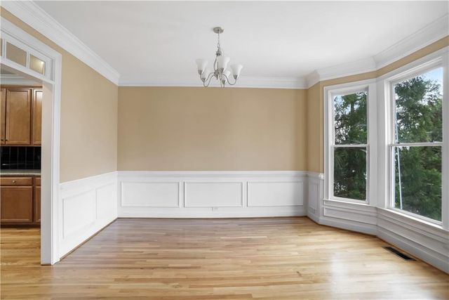 2664 Rosemary NW Street, Atlanta, GA 30318