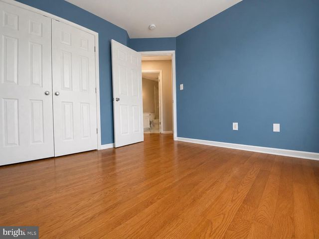 21002 KITTANNING LN, Ashburn, VA 20147