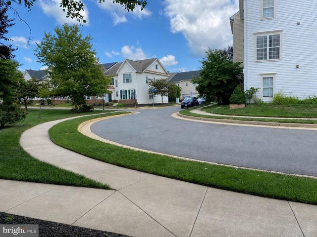 21002 KITTANNING LN, Ashburn, VA 20147