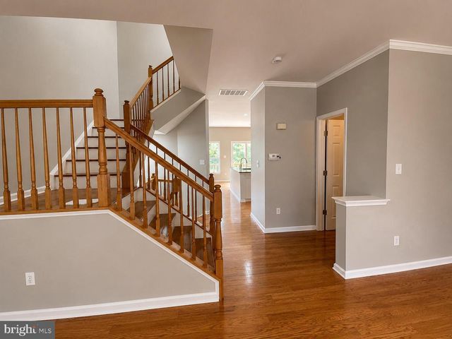 21002 KITTANNING LN, Ashburn, VA 20147