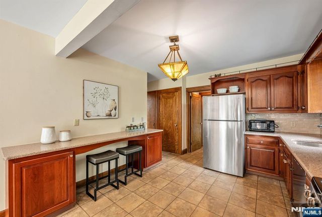 140 Unadilla Road, Ridgewood, NJ 07450