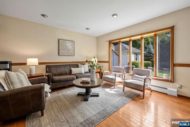140 Unadilla Road, Ridgewood, NJ 07450