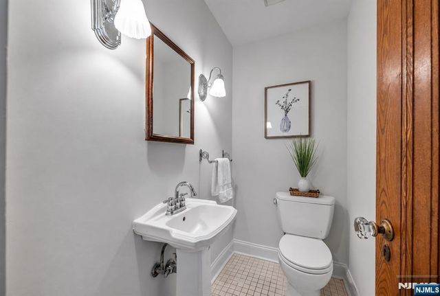140 Unadilla Road, Ridgewood, NJ 07450