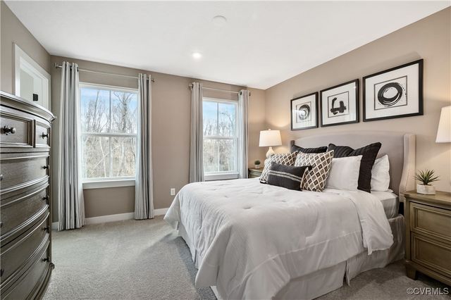 18718 Holly Crest Dr, Moseley, VA 23120