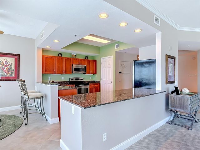 2 OCEANS WEST BLVD 300, Daytona Beach Shores, FL 32118