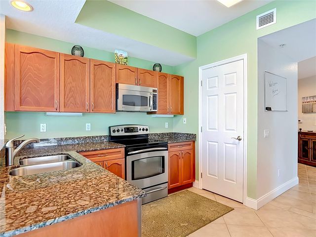 2 OCEANS WEST BLVD 300, Daytona Beach Shores, FL 32118