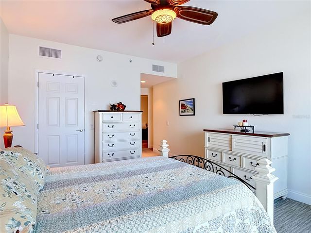 2 OCEANS WEST BLVD 300, Daytona Beach Shores, FL 32118
