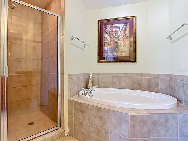 2 OCEANS WEST BLVD 300, Daytona Beach Shores, FL 32118