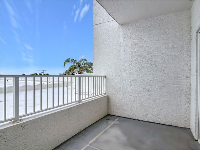2 OCEANS WEST BLVD 300, Daytona Beach Shores, FL 32118