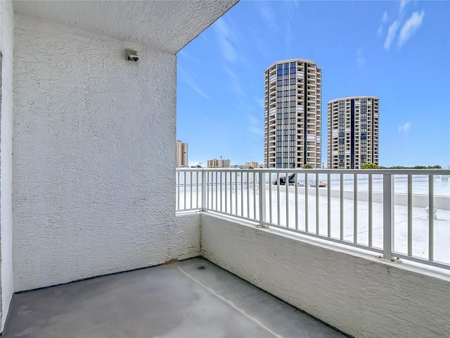 2 OCEANS WEST BLVD 300, Daytona Beach Shores, FL 32118