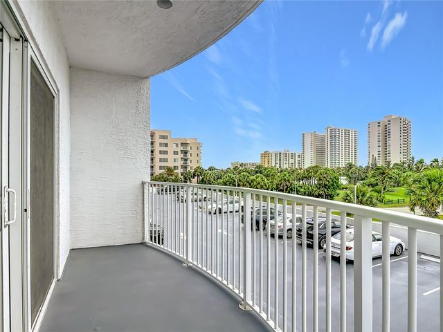 2 OCEANS WEST BLVD 300, Daytona Beach Shores, FL 32118