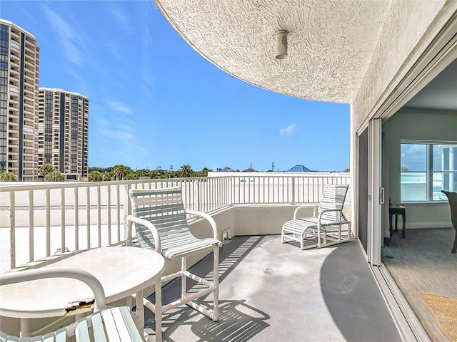 2 OCEANS WEST BLVD 300, Daytona Beach Shores, FL 32118