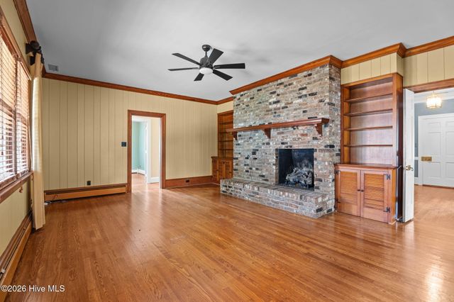 401 Brentwood Drive N, Wilson, NC 27893