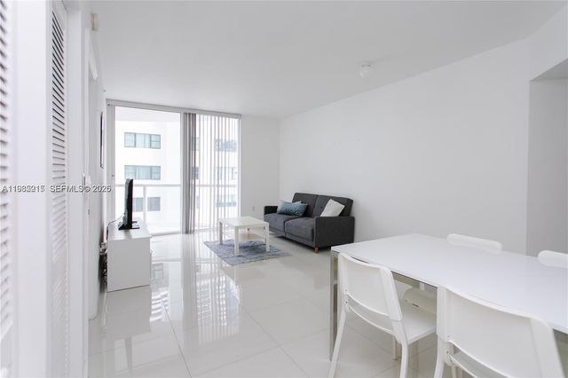 6365 Collins Ave 806, Miami Beach, FL 33141