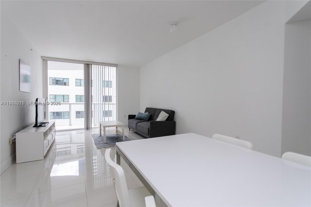 6365 Collins Ave 806, Miami Beach, FL 33141