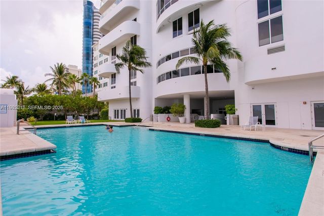 6365 Collins Ave 806, Miami Beach, FL 33141