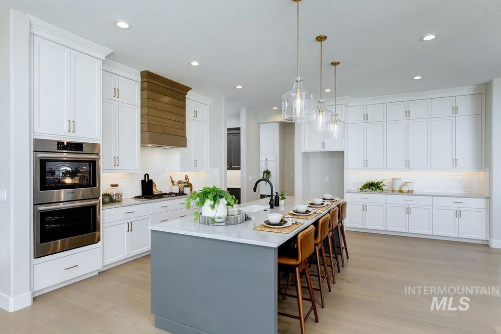 13501 N Spring Creek Way, Boise, ID 83714 photo 3