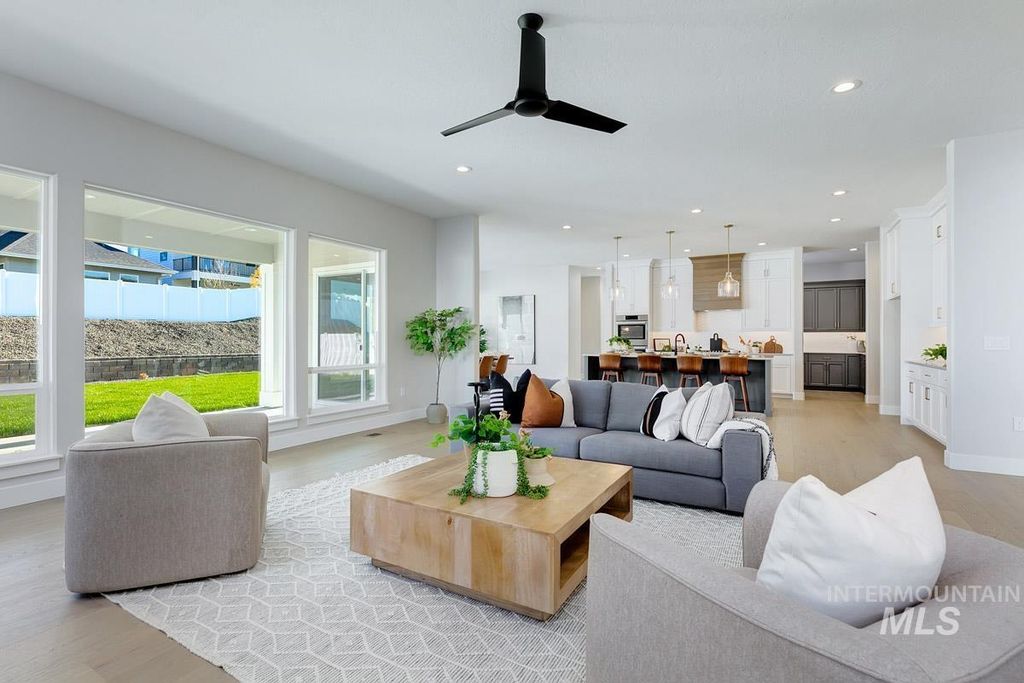 13501 N Spring Creek Way, Boise, ID 83714 photo 9