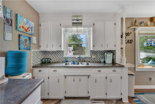27233 Lake Point Drive, Beloit, OH 44609