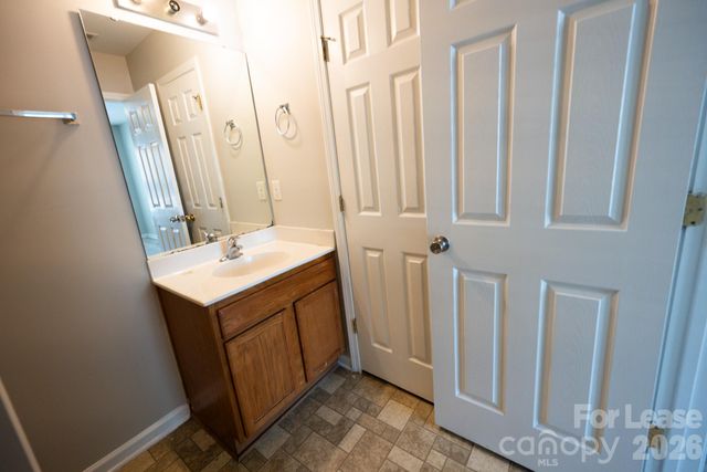 5351 Esther Lane, Charlotte, NC 28214