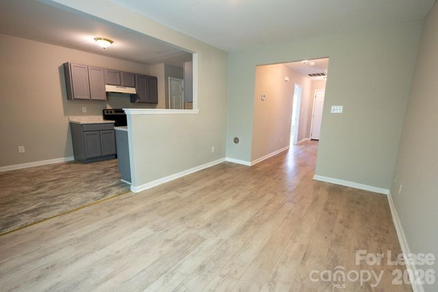 5351 Esther Lane, Charlotte, NC 28214