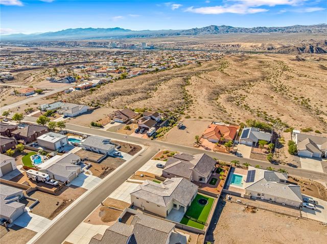 3383 Sunbeam Drive, Bullhead City, AZ 86429