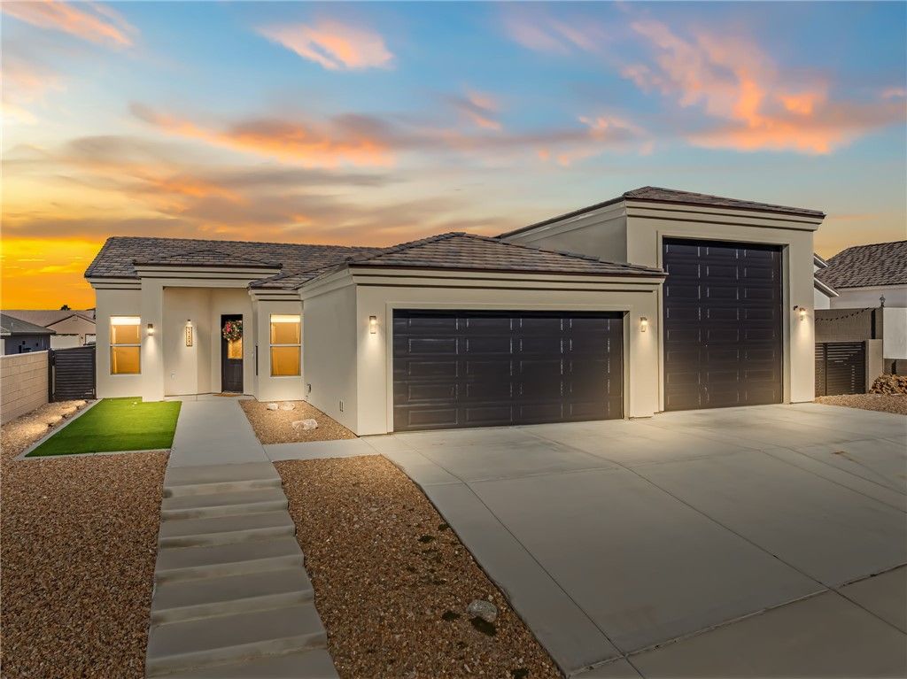 3383 Sunbeam Drive, Bullhead City, AZ 86429