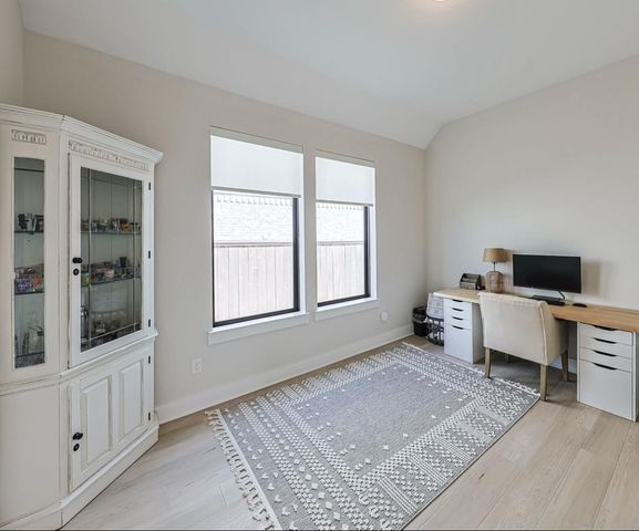 26951 Longwood Ledge Drive, The Woodlands, TX 77389