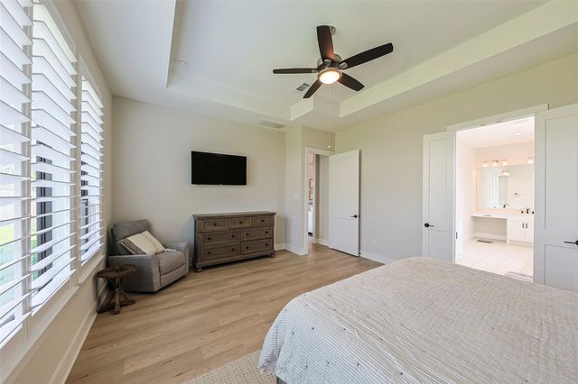 26951 Longwood Ledge Drive, The Woodlands, TX 77389