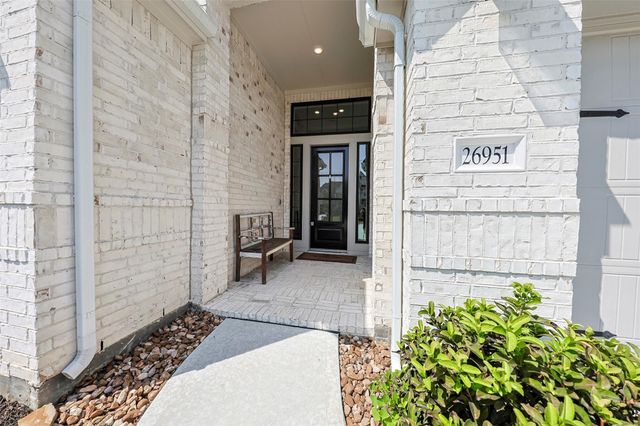 26951 Longwood Ledge Drive, The Woodlands, TX 77389