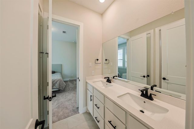 26951 Longwood Ledge Drive, The Woodlands, TX 77389