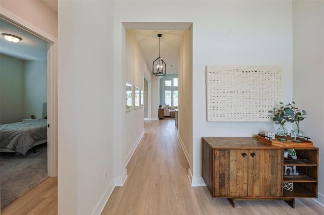 26951 Longwood Ledge Drive, The Woodlands, TX 77389