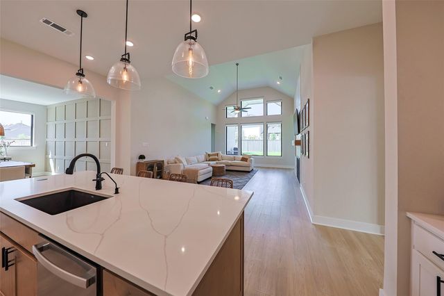 26951 Longwood Ledge Drive, The Woodlands, TX 77389