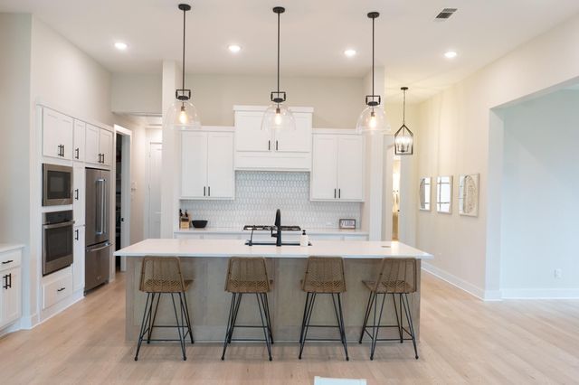 26951 Longwood Ledge Drive, The Woodlands, TX 77389