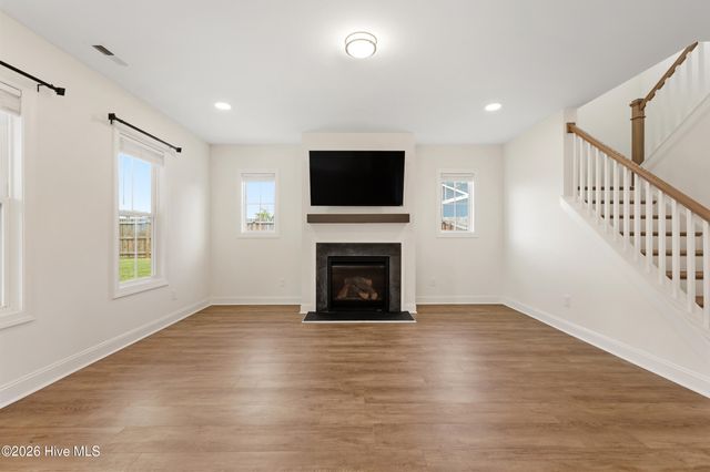 174 Tanglewood Court, Hampstead, NC 28443