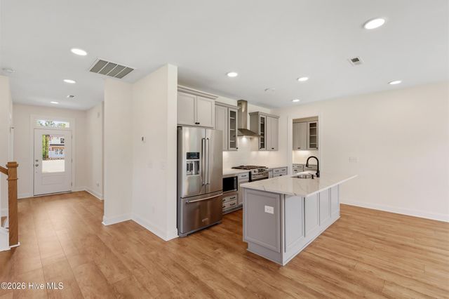 174 Tanglewood Court, Hampstead, NC 28443