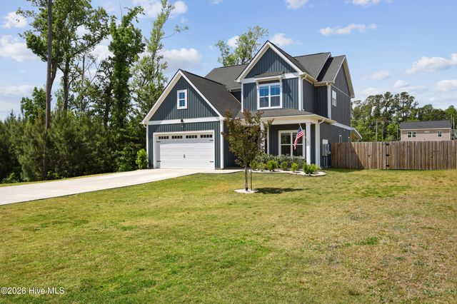 174 Tanglewood Court, Hampstead, NC 28443