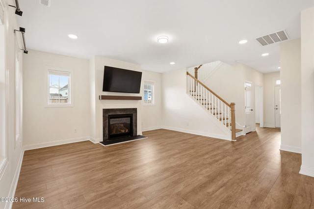 174 Tanglewood Court, Hampstead, NC 28443