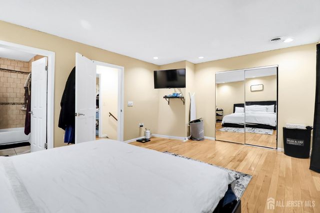 140 Lawrence Street, New Brunswick, NJ 08901