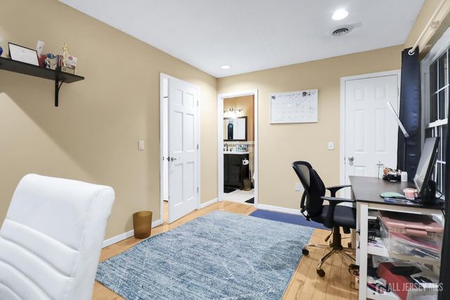 140 Lawrence Street, New Brunswick, NJ 08901