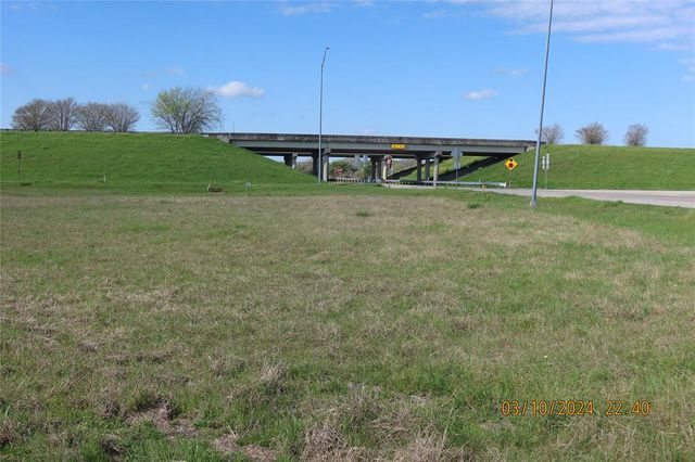 1030 Sh 71, Columbus, TX 78934