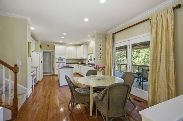 9023 Fallswood Ln, Brentwood, TN 37027