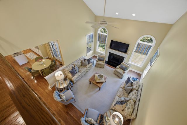 9023 Fallswood Ln, Brentwood, TN 37027