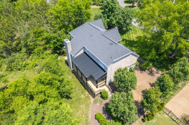 9023 Fallswood Ln, Brentwood, TN 37027