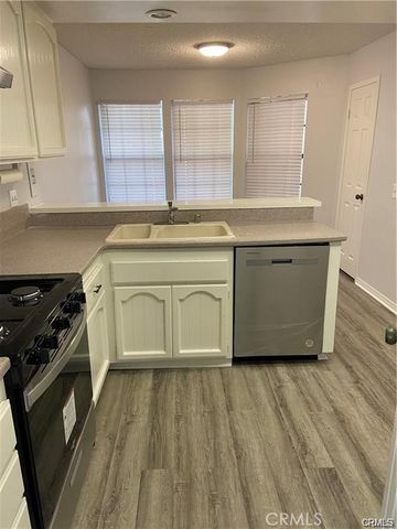 2021 Barclay Court, Santa Ana, CA 92701