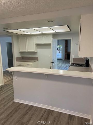 2021 Barclay Court, Santa Ana, CA 92701